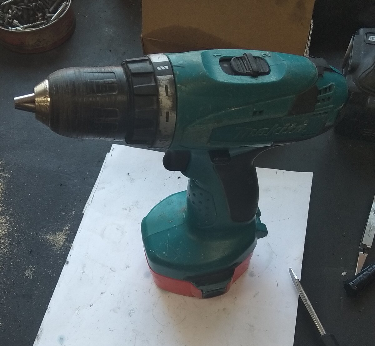 Разобрал шуруповерт Makita 6281D | Тюменский Мастер | Дзен