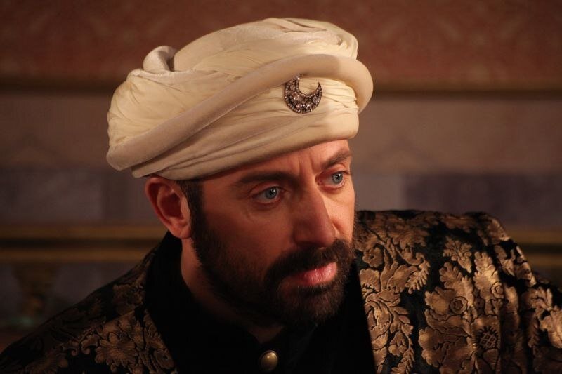 https://muhtesemyuzyil.fandom.com