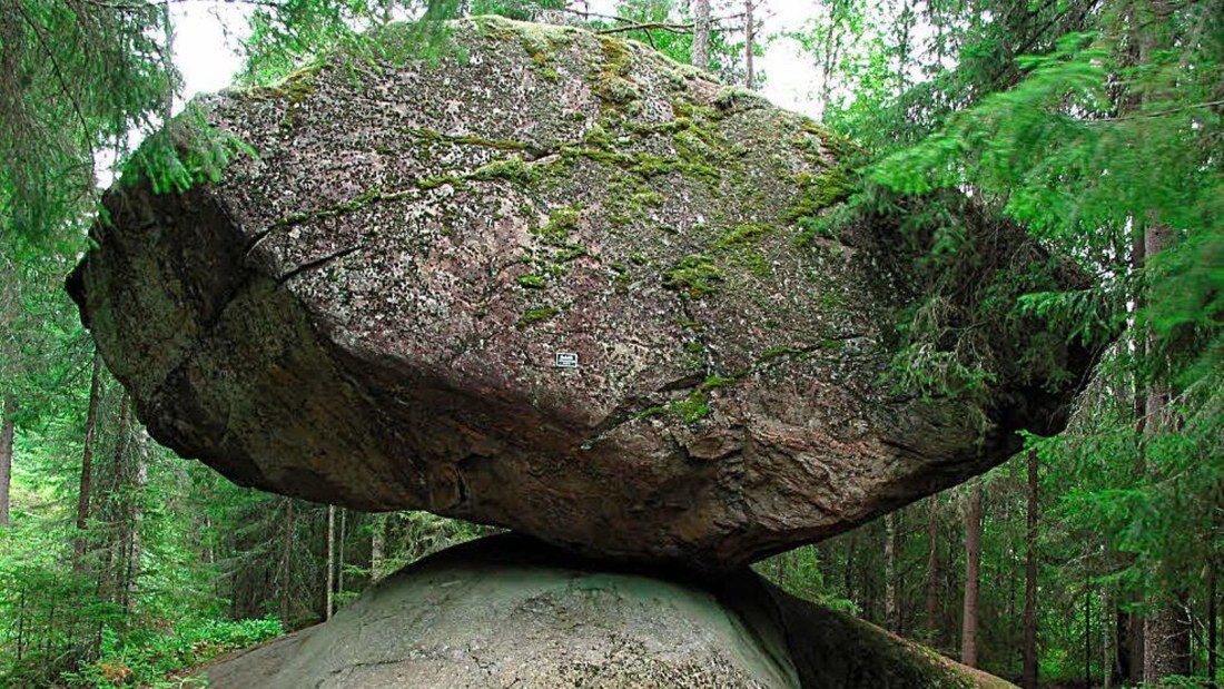 Годстоун, Риколахти (Kummakivi, Ruokolahti.).