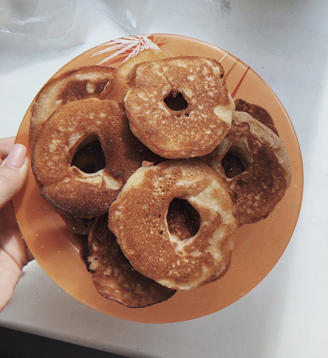 Готовые яблочные колечки 