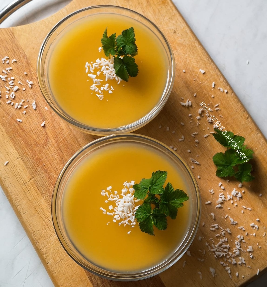 inst: anastasiadewees