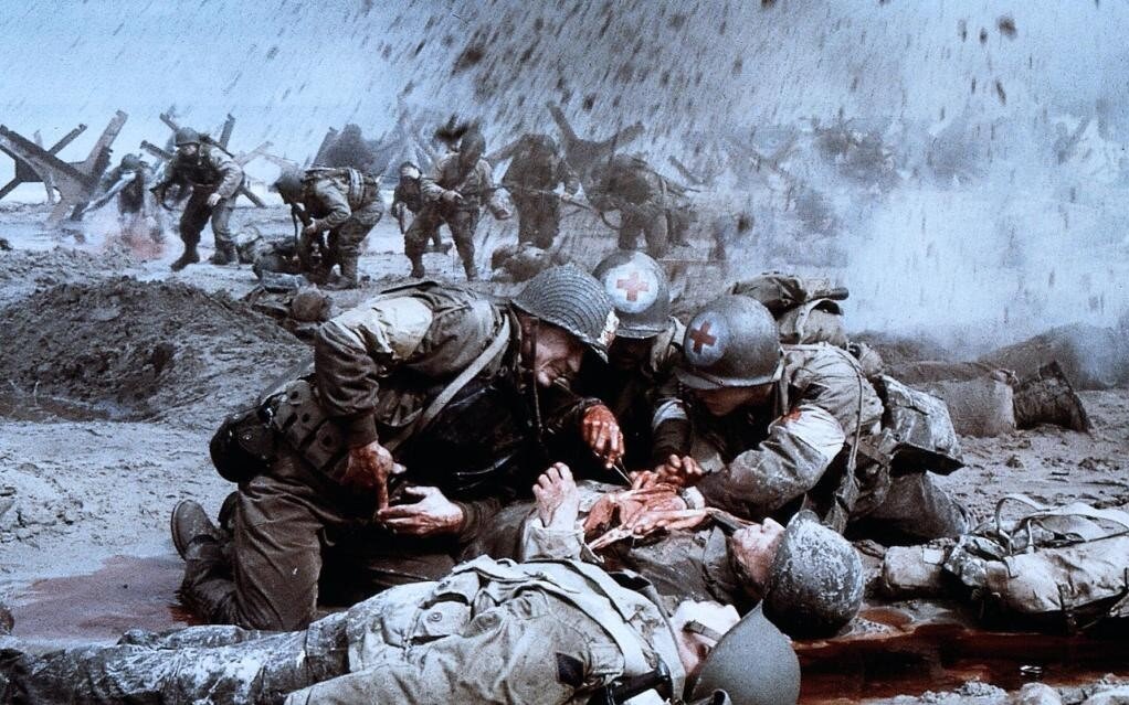 "Спасти Рядового Райана". Режиссёр Стивен Спилберг.