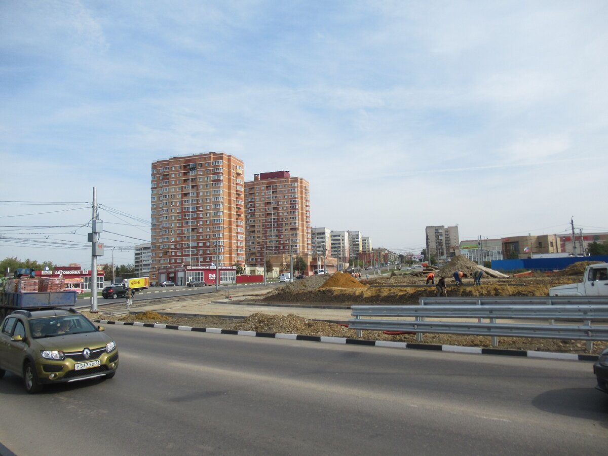 Место, где пешеходы переходят дорогу с риском для жизни 
