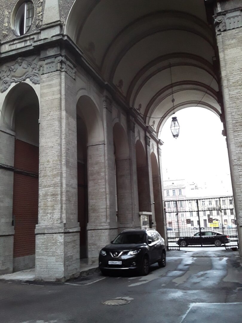 Во дворе. Фото автора
