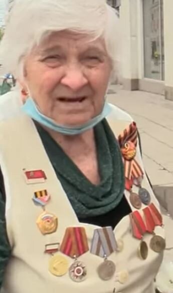 Анна Александровна Полушка источник фото https://ic.pics.livejournal.com/ecolimp/24063153/195884/195884_900.jpg