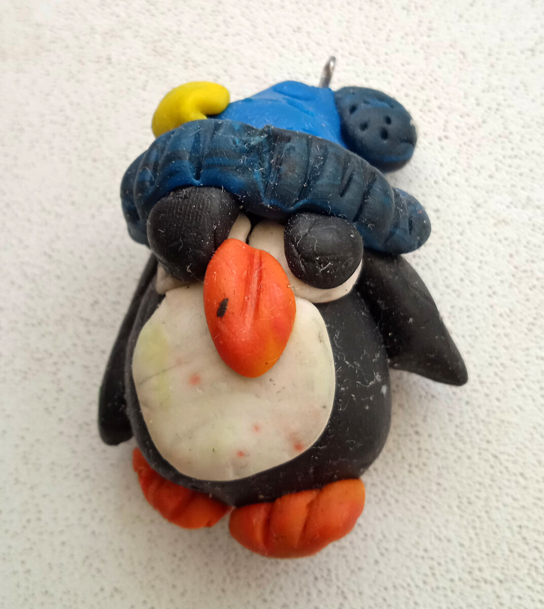 Зимой была лепка: слепили такого пингвина