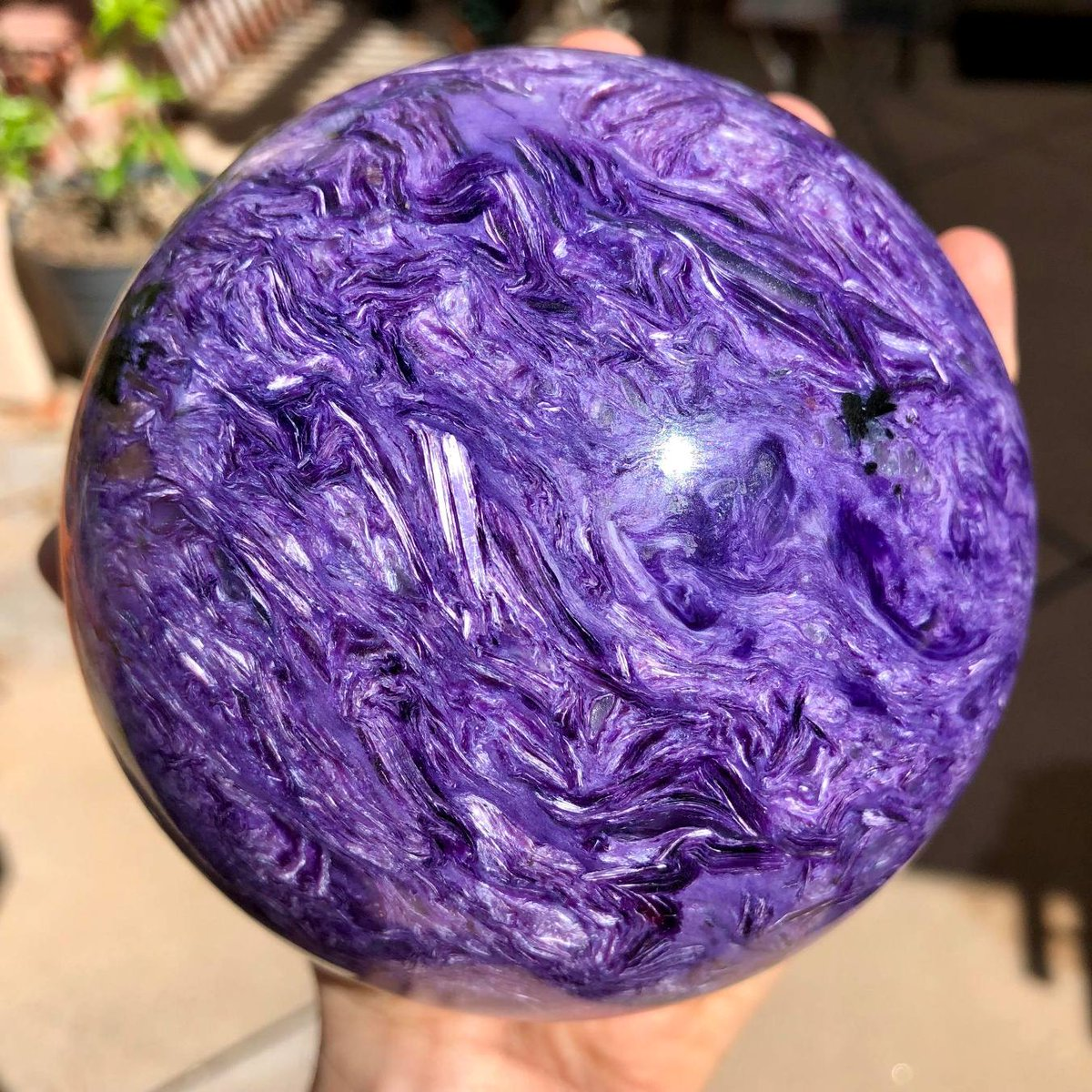 Чароит для водолея