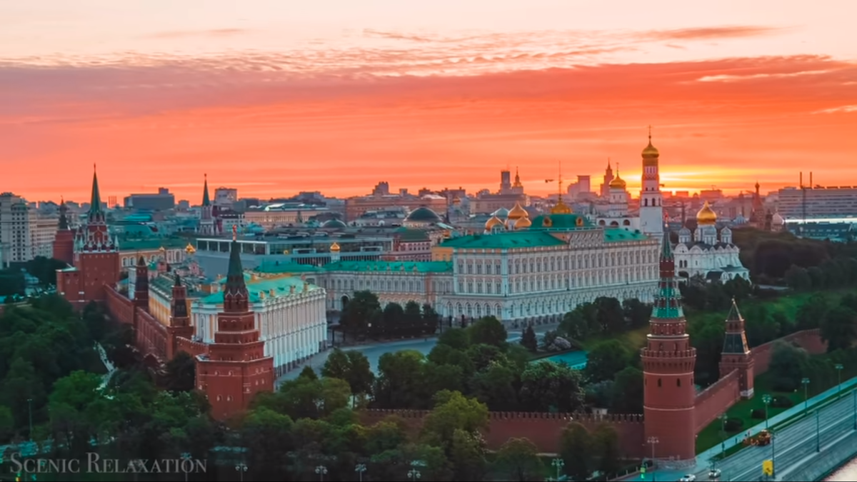 "Нужно 10 жизней, чтобы исследовать Россию. И больше 10, чтобы понять ...
