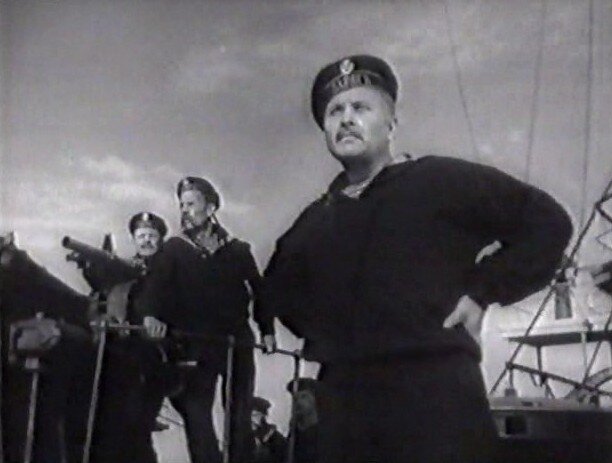 Кадр из фильма "Крейсер "Варяг" взят для иллюстрации из Яндекс Картинки.