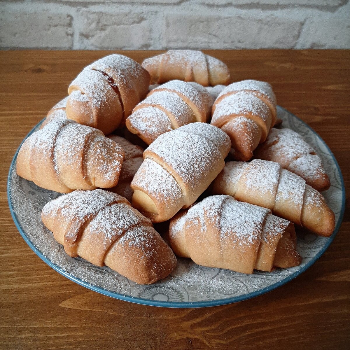 Печенье рогалики с сахаром