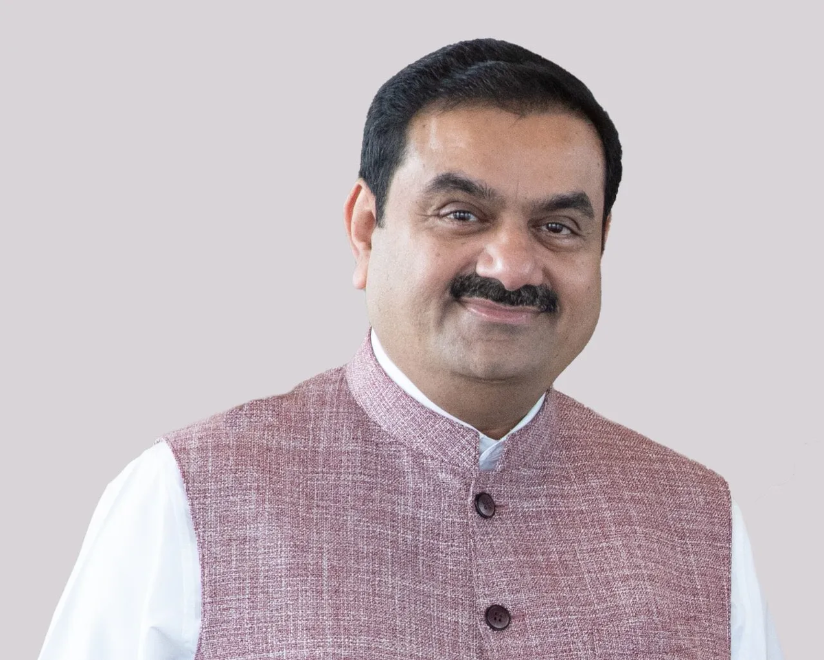 Самый богатый человек в мире 2023. Gautam Adani. Gautam Adani Family. Гаутам Адани индийский миллиардер. Каран Адани.