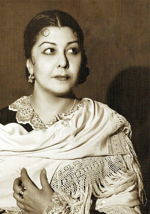 Ляля Черная (Надежда Киселева)