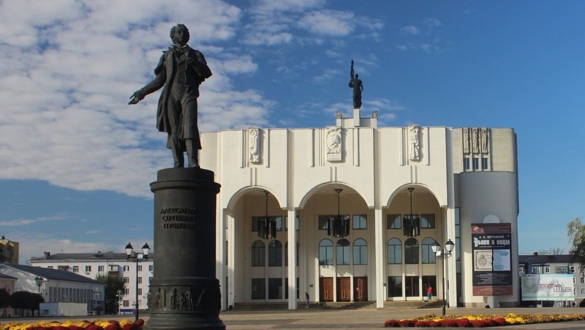    В Курске в драмтеатре пройдет премьера спектакля к 80-летию победы на Курской дуге