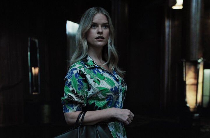 Листайте кадры.