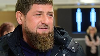 © РИА Новости / Алексей КуденкоПерейти в фотобанкКадыров назвал страны, вводящие санкции против России, жалкими дворняжками"Ну как вы будете противодействовать, если они бульдозером давят, дипсобственность захватывают", — сказал он.