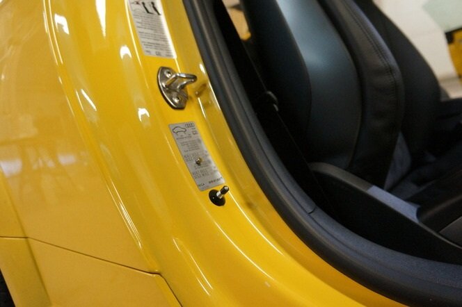 доводчики дверей