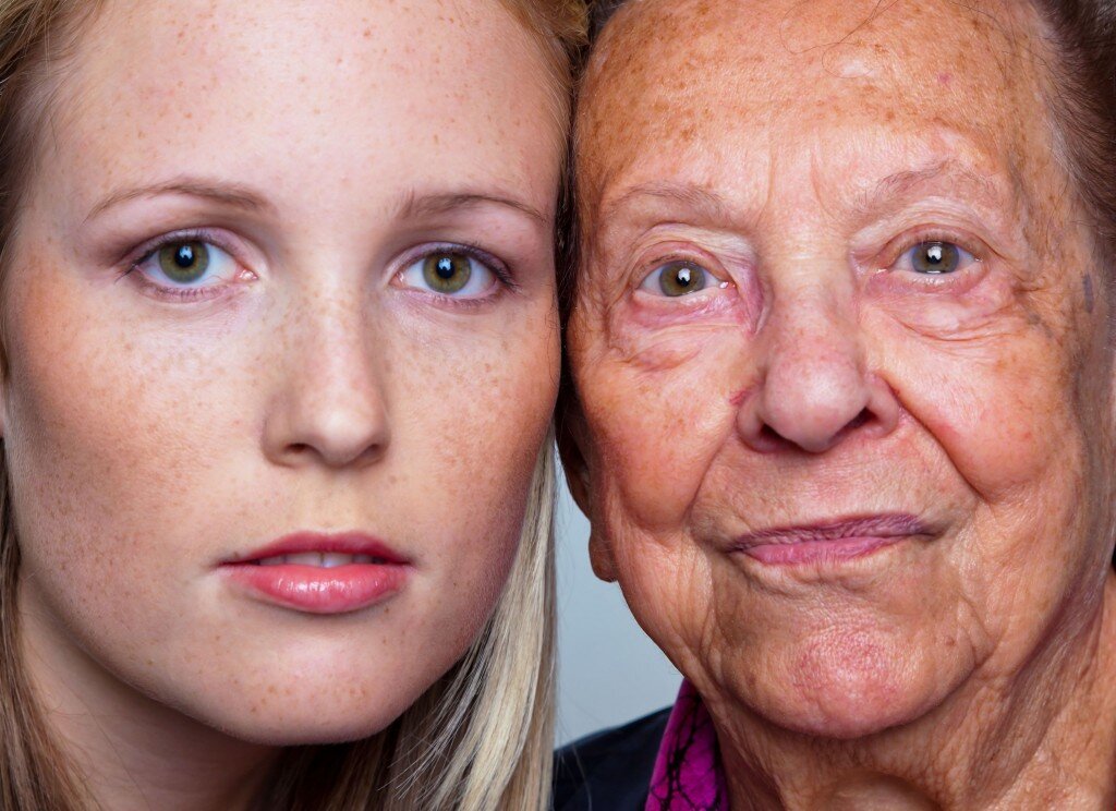 Старение тела женщины. Биологическое старение. Старение картинки. Преждевременное старение лица. Обман возраста