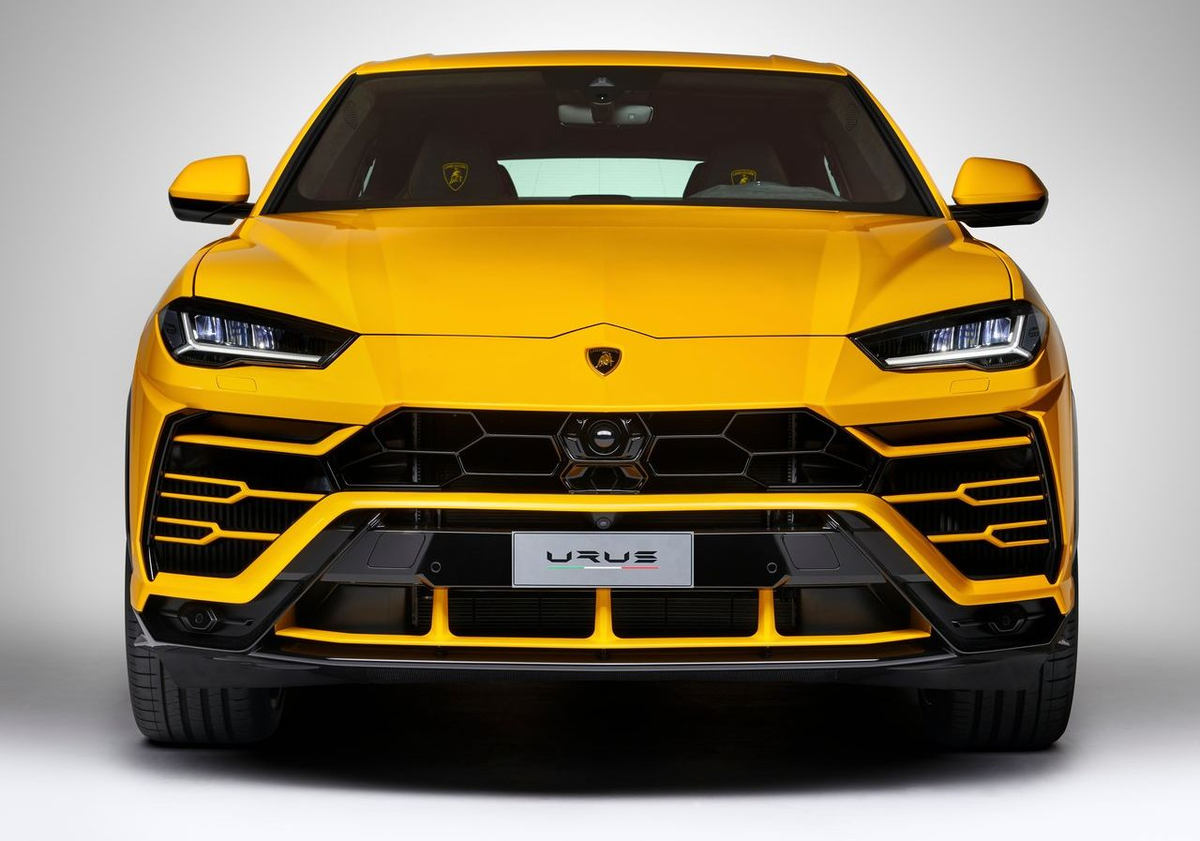 Как выглядит lamborghini urus