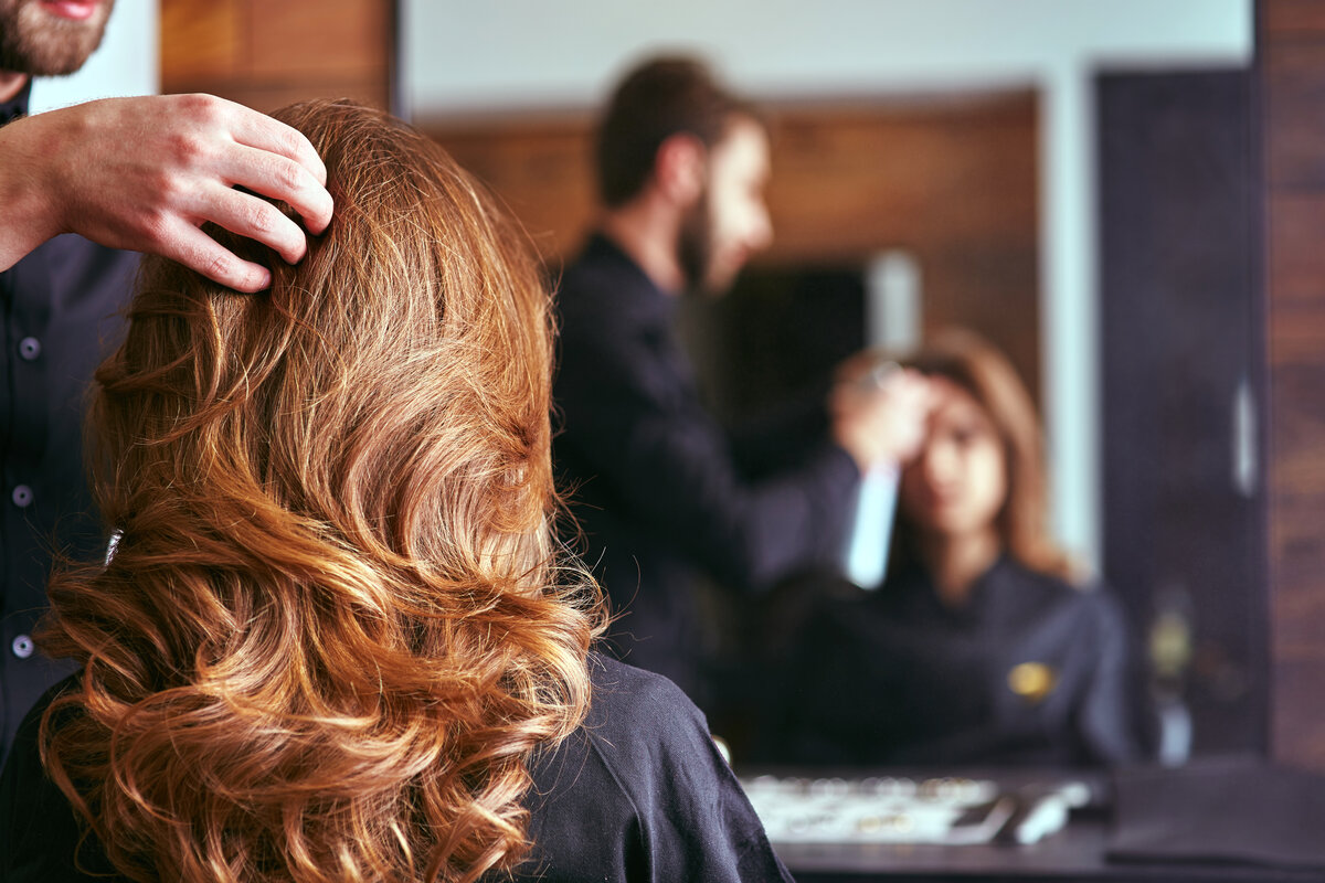 Уход за натуральными волосами тоже имеет свои правила. 