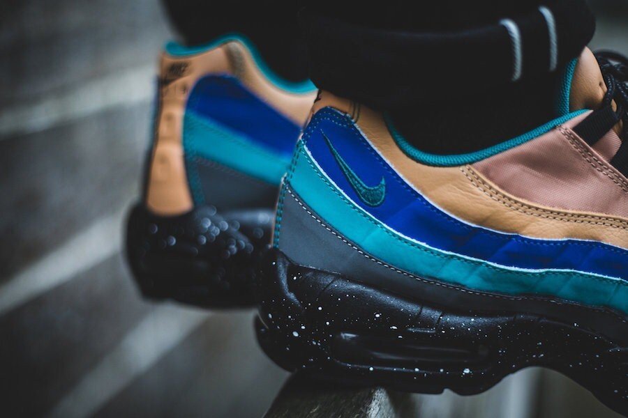 Nike air max 95 premium shop praline turbo green e amp; grey