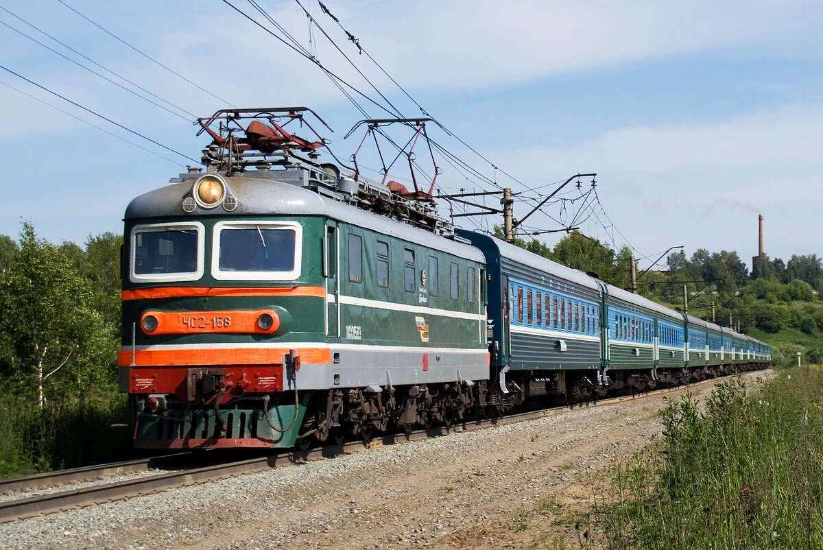 Электровоз ЧС2. Автор: AlexD, CC BY-SA 3.0.