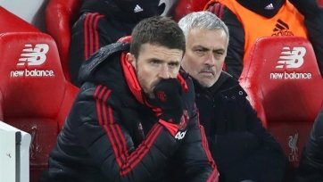 Фото: manutd.comОб этом сообщает Sky Sports. По данным источника, 37-летний Каррик, входивший в тренерский штаб Жозе Моуринью, будет тренировать манкунианцев до того момента, пока клубное руководство не определится с новым наставником. Случится это, вероятнее всего, еще до завершения текущего сезона.
