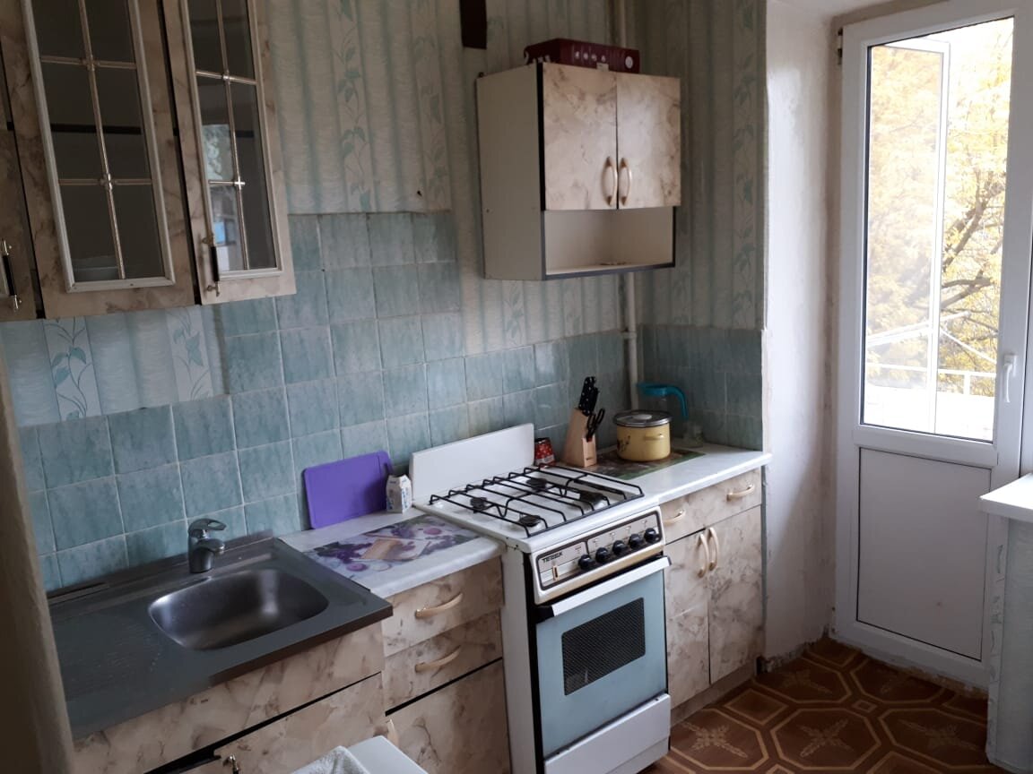Та самая кухня в которой мы будем делать ремонт.