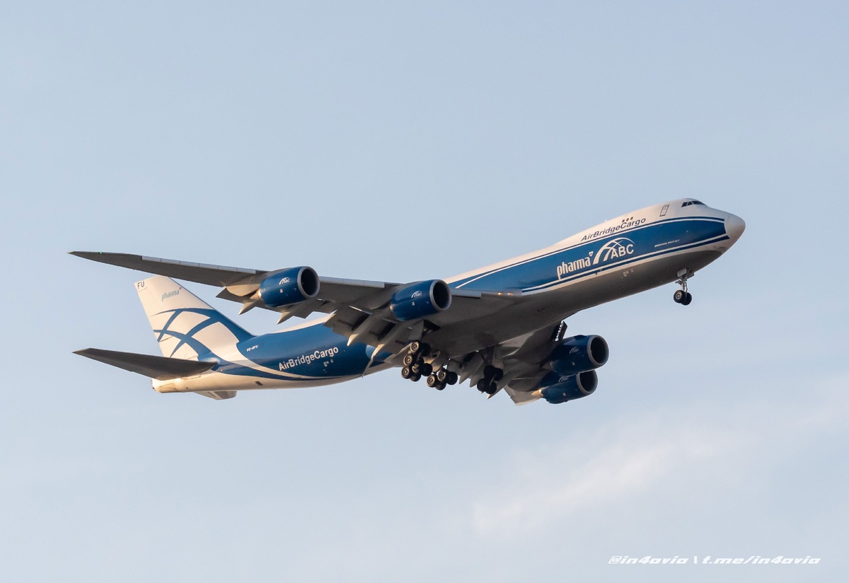Boeing 747-8F VQ-BFU