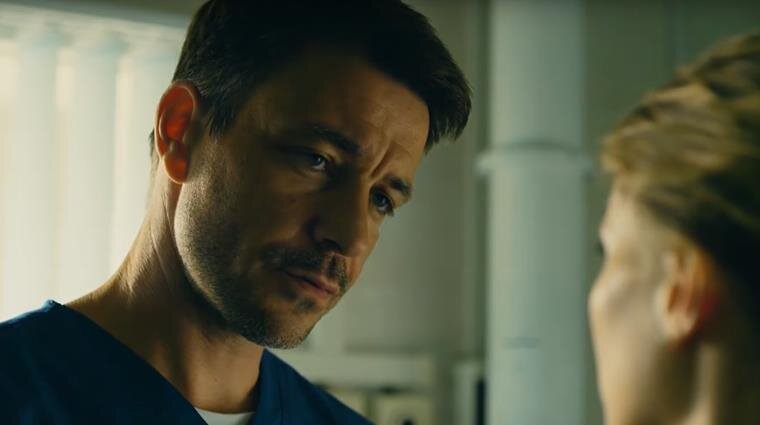 Здесь и далее - кадры из сериала