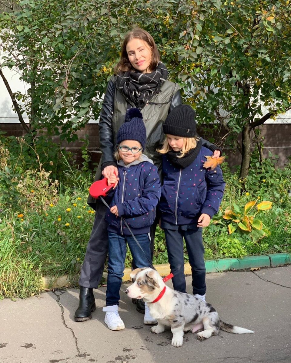 Тата Бондарчук с дочками