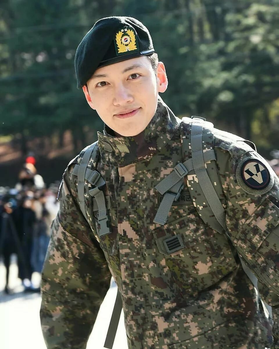 Чжи Чан Ук, фотография взята из Яндекс картинки