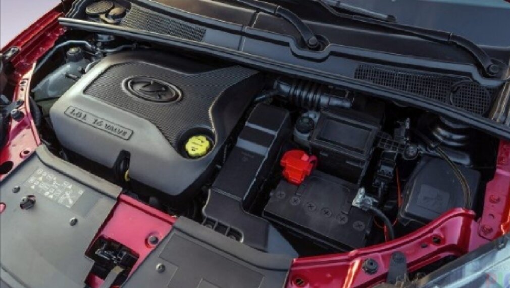 Чистый ухоженный двигатель 