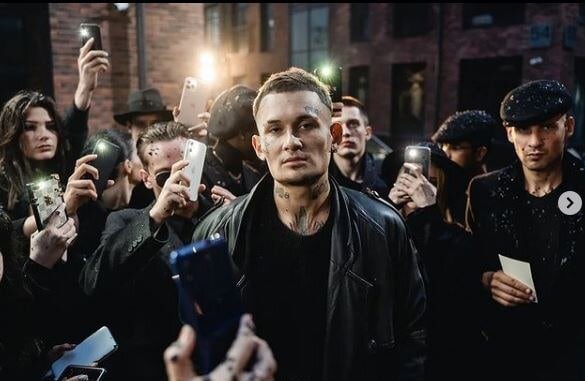 представитель Моргенштерна прокомментировал перенос концерта после обвинений Бастрыкина. 