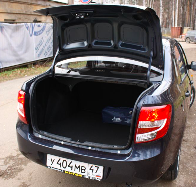 Так выглядит багажник обычного Грантовода.