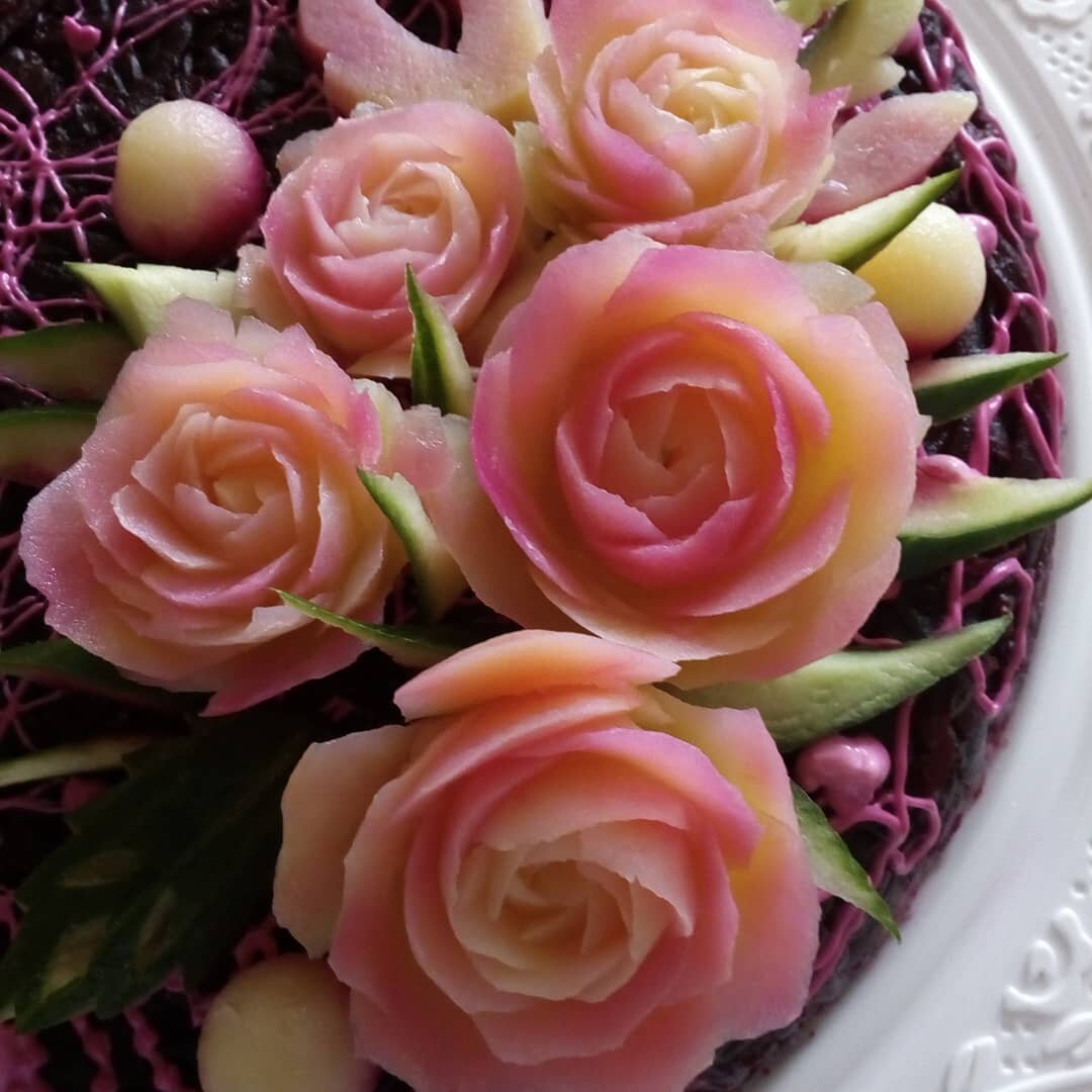 Цветы из овощей (листаем фото)