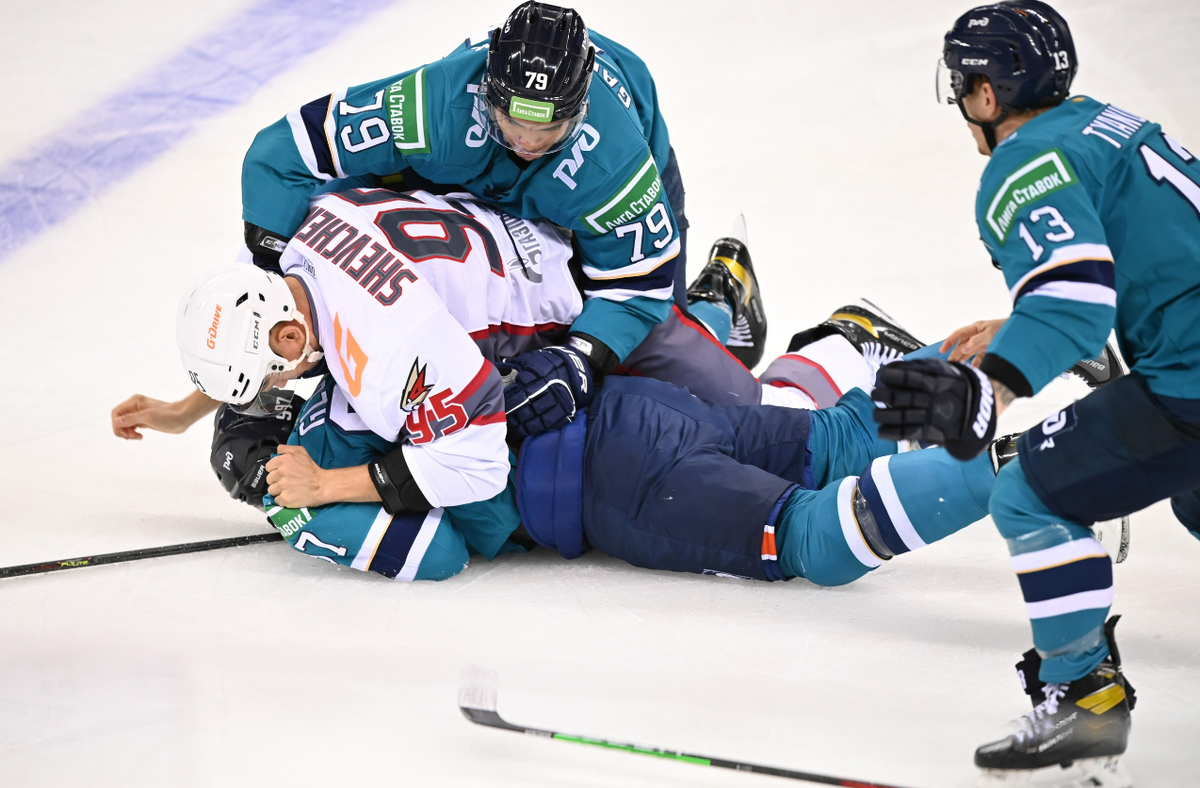 Хоккеисты "Сочи" дерутся даже на предсезонных турнирах. Фото: ХК "Сочи"