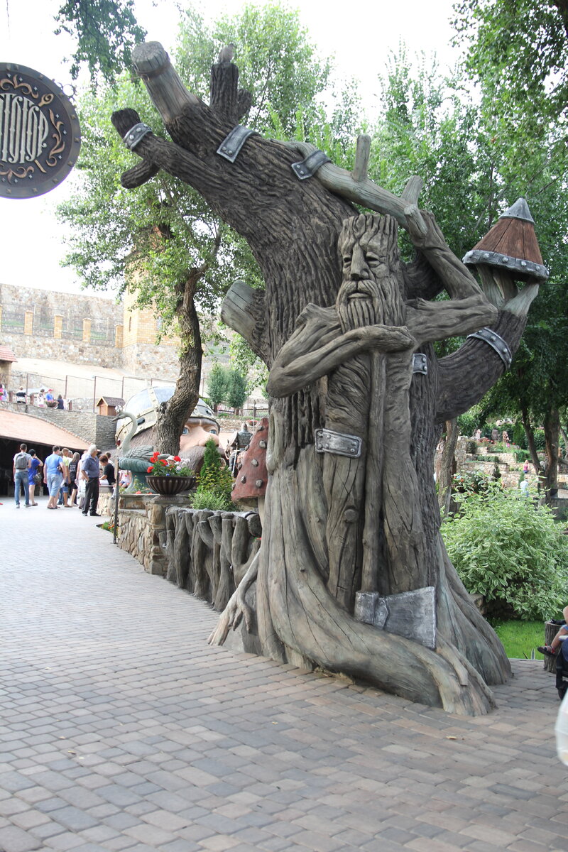 Стражи парка "Лога"