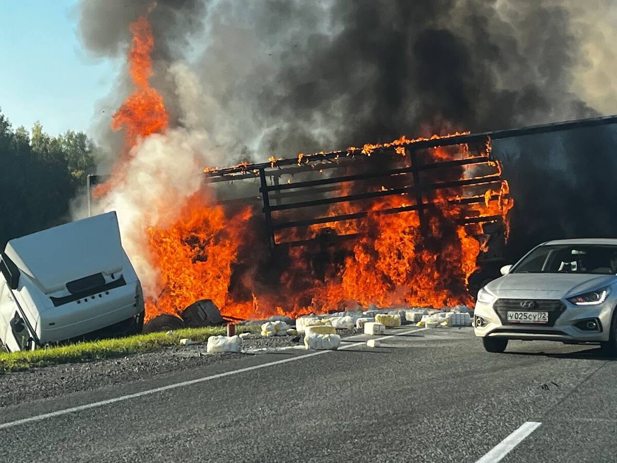    На федеральной трассе «Курган-Тюмень» в страшном ДТП погибли двое