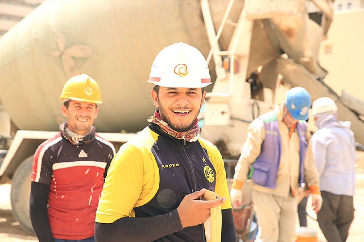    ФСБ нашла 29 нелегальных мигрантов на продуктовой базе в Ростовской области