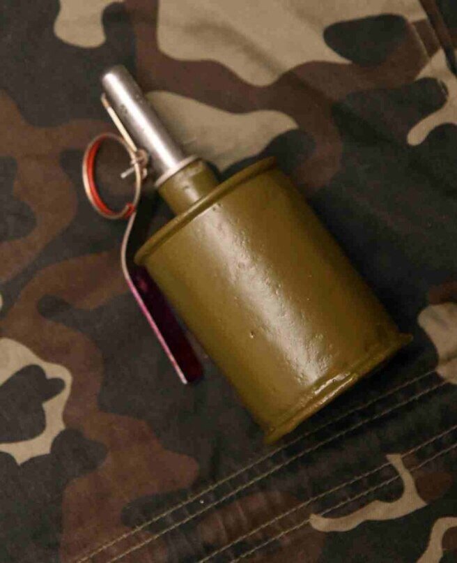 Граната рг. Макет гранаты рг42. Рг 42 противопехотная граната. Муляж гранаты рг42. Граната ргд-42.