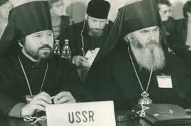 Тот самый отец Гавриил (Стеблюченко) - справа