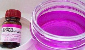 Разводы от морковного сока на одежде? Избавиться от них помогут средства с аптечки: