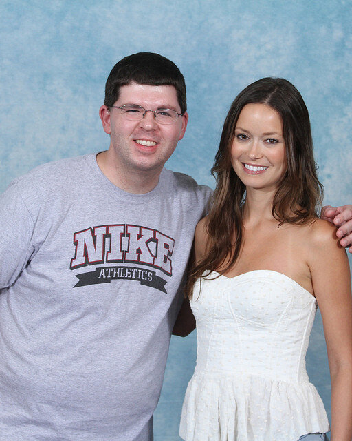 Hover hand — пример неправильного ответа при правильном подходе (knowyourmeme.com/memes/hover-hand)