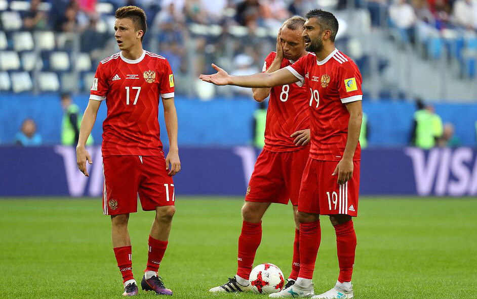 "Ти что тваришь эээ..." 