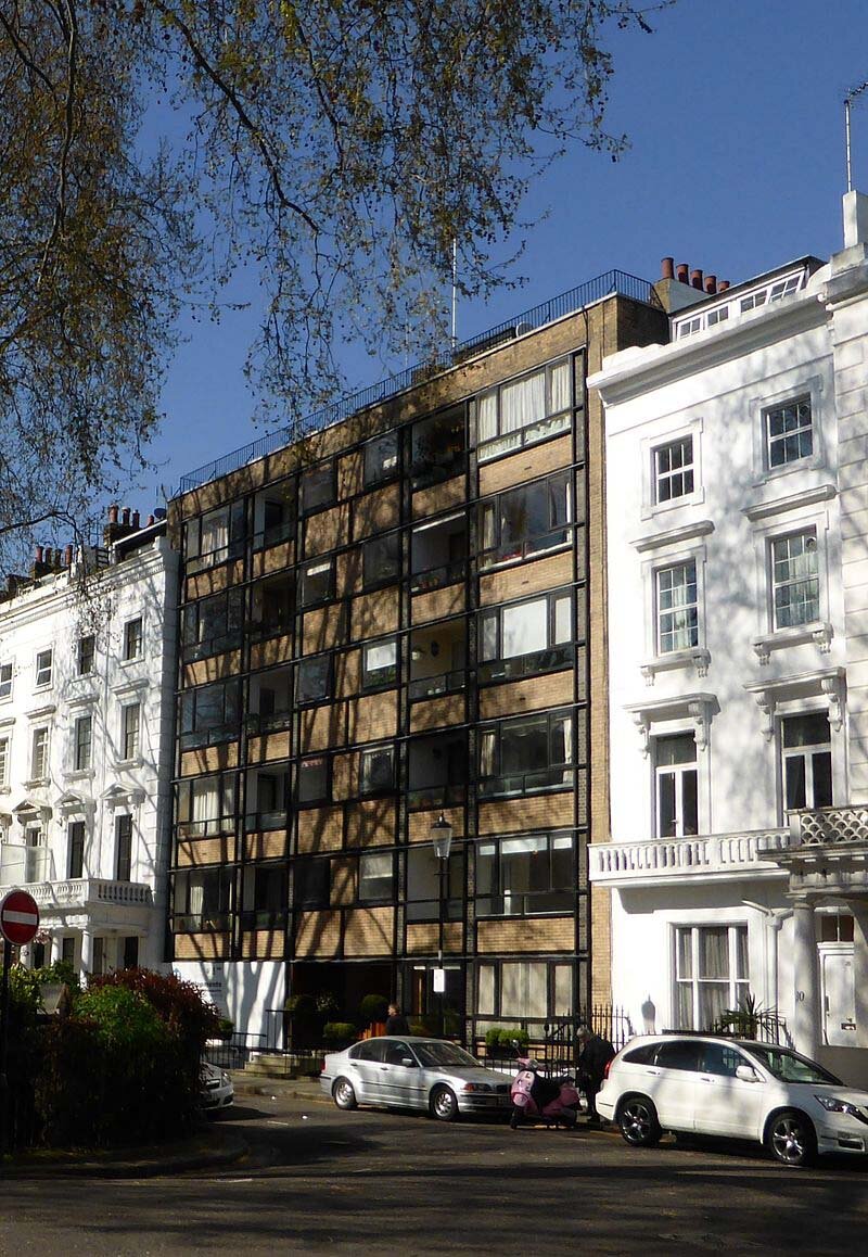 Дом в Лондоне, построенный по проекту Уолтера Сегала, 1957 г.  
