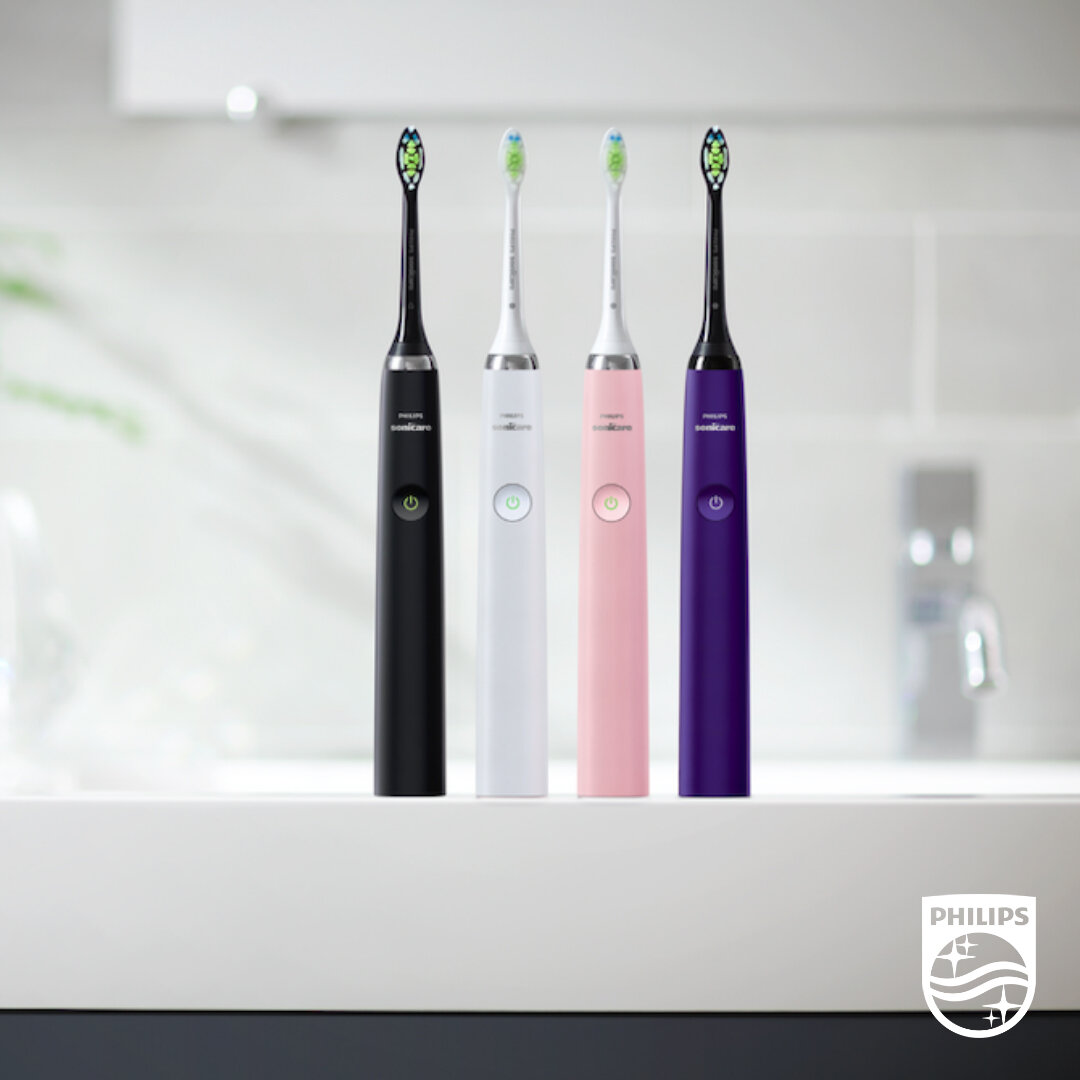 Фото электрических зубных щеток. Ультразвуковая щетка Philips Sonicare. Philips Sonicare Diamond. Филипс соникеа 1 серия. Philips Sonicare Diamond розовая и черная комплект.