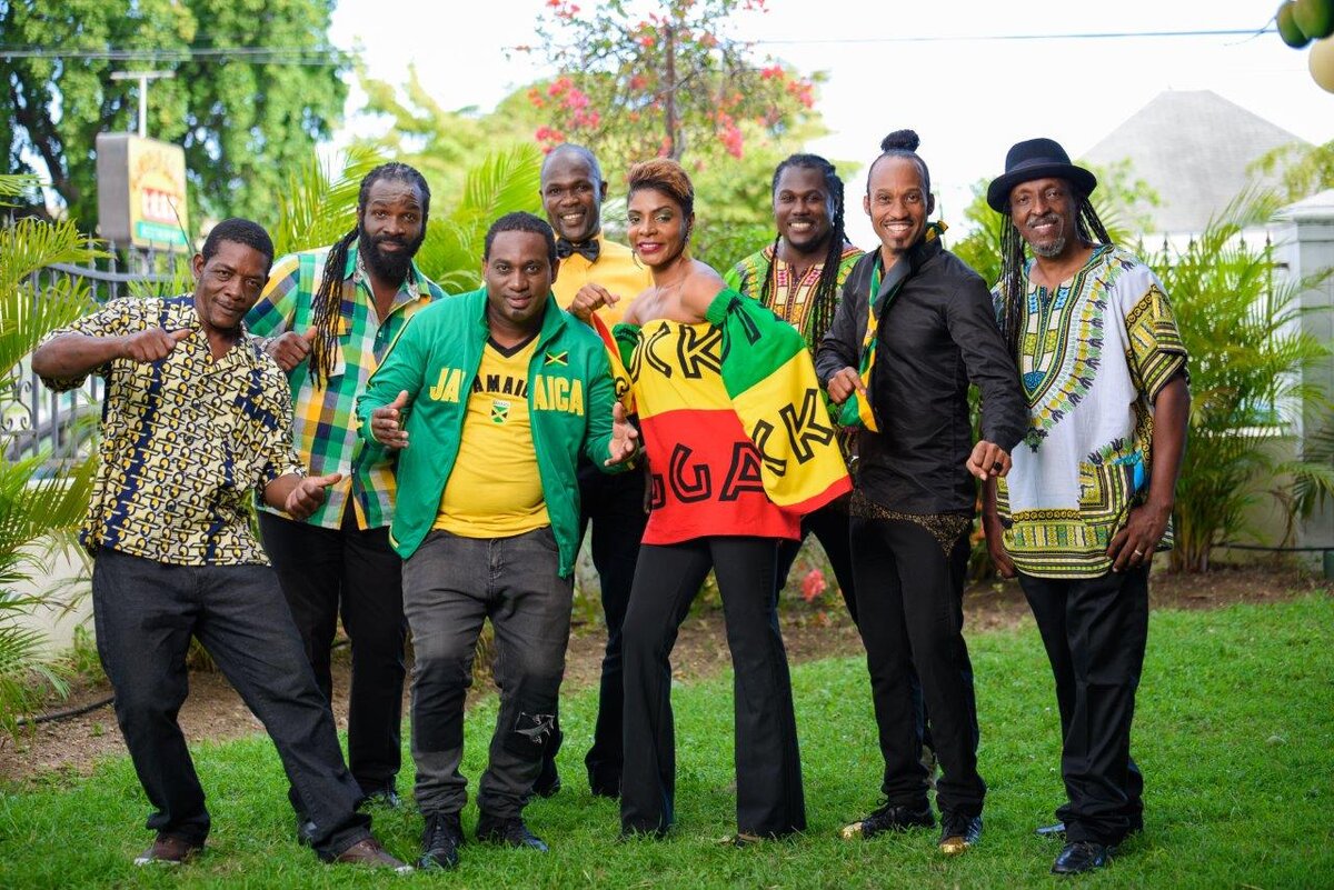 ямайка население. музыкант с ямайки. растаманка ямайка. ямайцы народ. культура ямайки.
