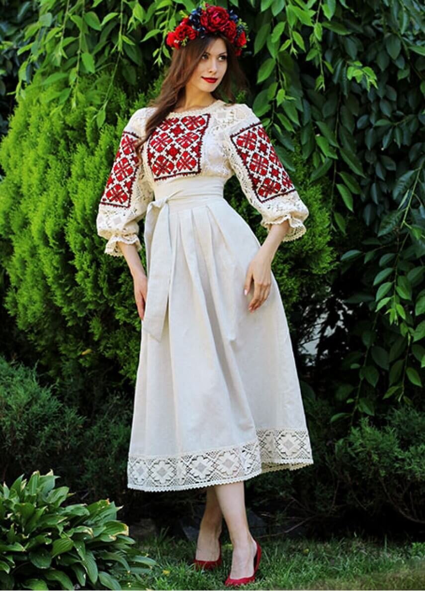 Современное народное платье. Наряд в русском стиле. Платье в фольклорном стиле. Платье в руусконародном стиле. Платье женское в русском стиле.