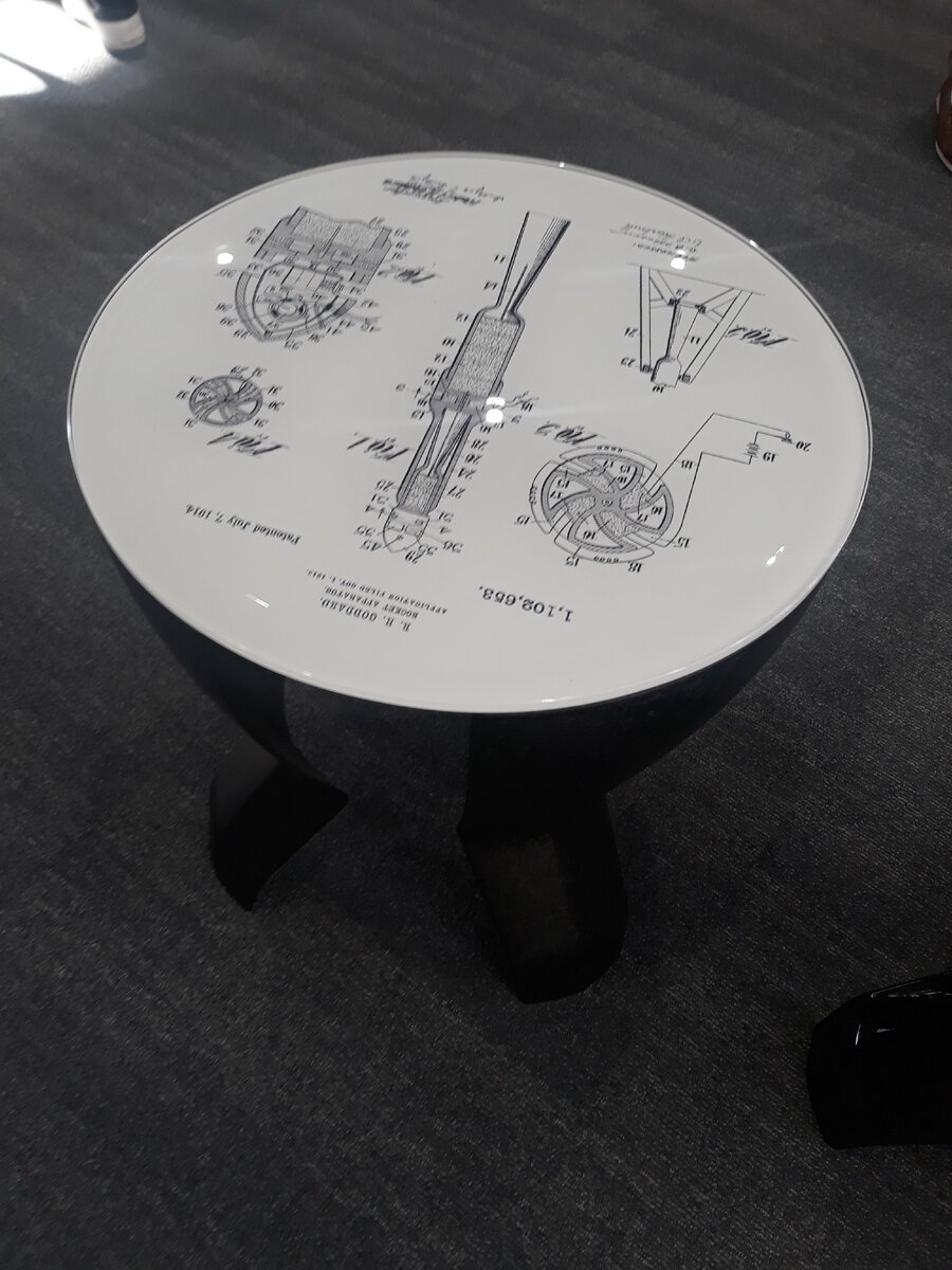 Кофейный столик. Масштаб-Бюро промышленного дизайна.