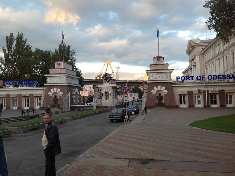 Эротические интим салоны работают в городе Одесса